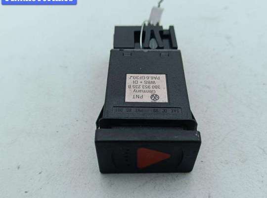 купить Кнопка аварийной сигнализации (аварийки) на Volkswagen Passat B5