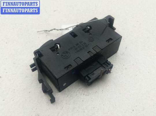 купить Кнопка стеклоподъемника переднего правого на BMW 3 E46 (1998-2006)