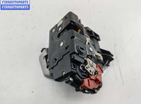 купить Замок двери задней правой на Audi A4 B6 (2001-2004)