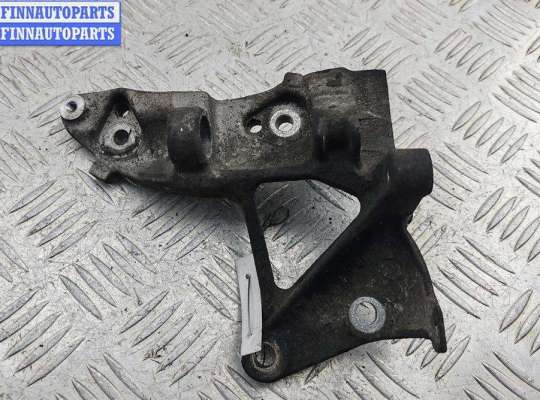 купить Кронштейн генератора на Ford Focus II (2004-2011)