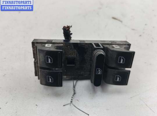 Блок кнопок управления стеклоподъемниками VG2535780 на Volkswagen Passat B6
