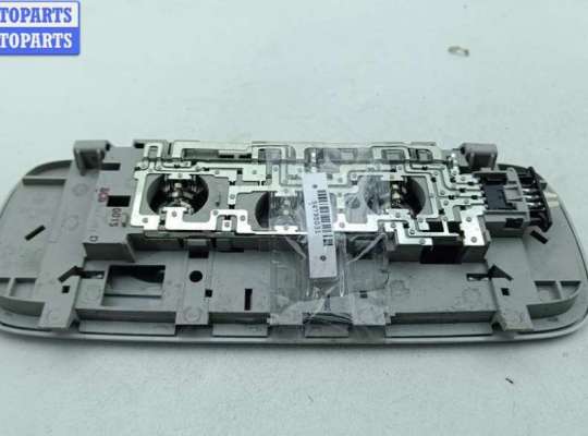 Фонарь салона (плафон) на Volkswagen Passat B6 (3C)