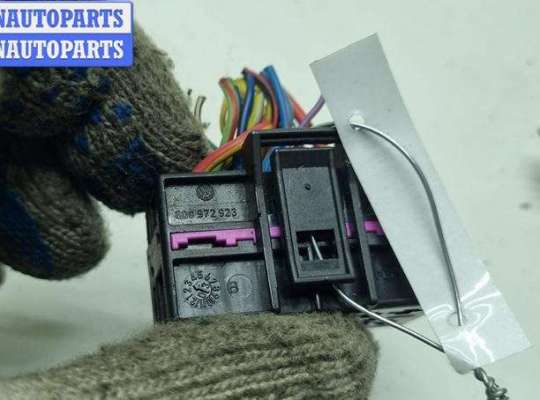 купить Разъем (фишка) проводки на Porsche Cayenne