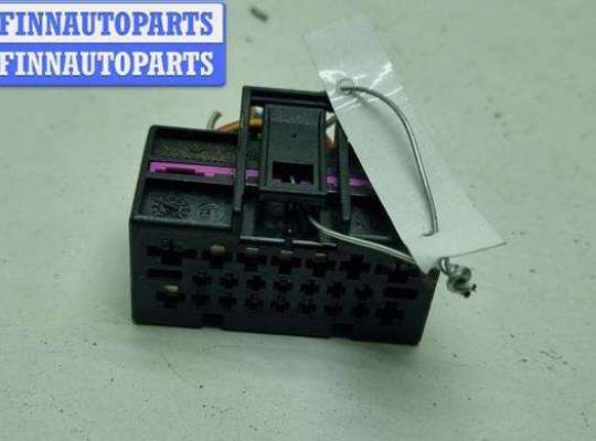 купить Разъем (фишка) проводки на Porsche Cayenne