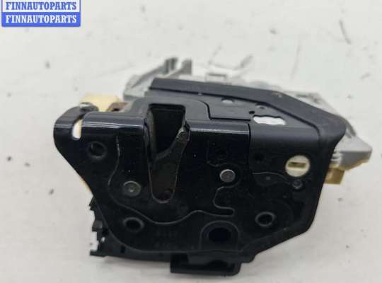 Замок двери передней правой VG2756567 на Volkswagen Passat B6