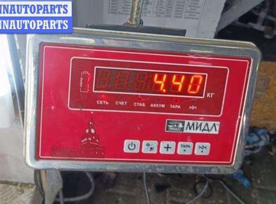 купить Шторка багажника на Volkswagen Passat B5+ (GP)