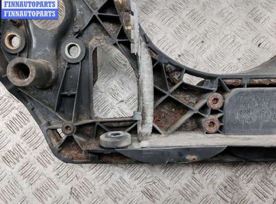 купить Рамка передняя (панель кузовная, телевизор) на Audi A6 C5 (1997-2005)