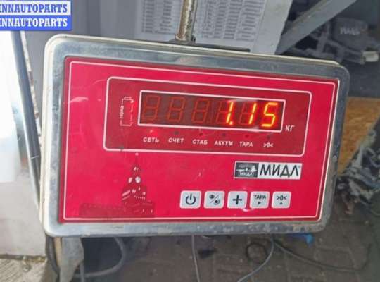 купить Петля двери передней правой на Volkswagen Passat B7