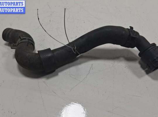 купить Патрубок отопителя (печки) на Volkswagen Golf-4