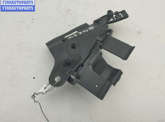 Ручка открывания капота FO2212454 на Ford Fiesta (2001-2007)