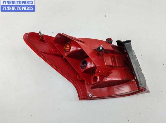 купить Фонарь задний правый на Peugeot 407