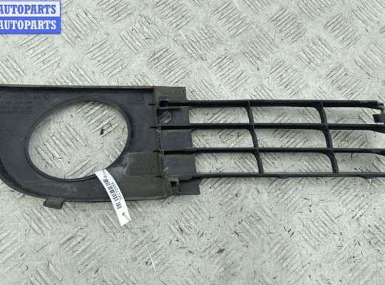 купить Рамка фары противотуманной левой на Audi A6 C5 (1997-2005)