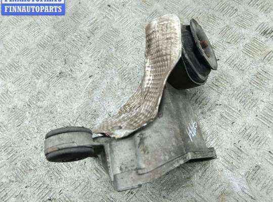 купить Кронштейн КПП опорный на Volkswagen Passat B5+ (GP)