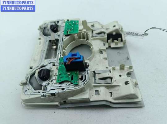 купить Фонарь салонный (плафон) на Volkswagen Passat B6