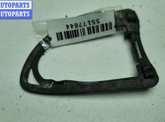 купить Накладка на ручку двери на Volkswagen Passat B6