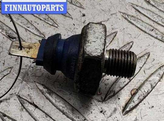 купить Датчик давления масла на Volkswagen Golf-3