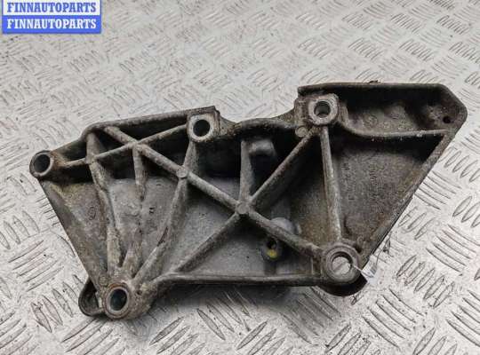 купить Кронштейн генератора на Renault Scenic II (2003-2009)