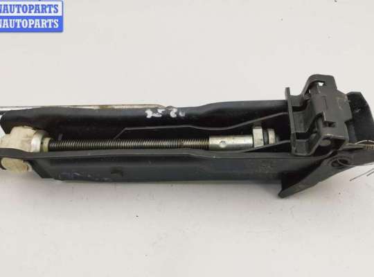 Домкрат SK530728 на Skoda Octavia mk1 (A4 1U) 1996-2010