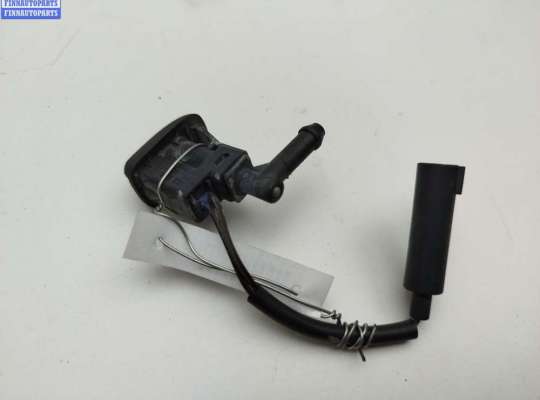 Форсунка омывателя фары / стекла на BMW 3 (E46)