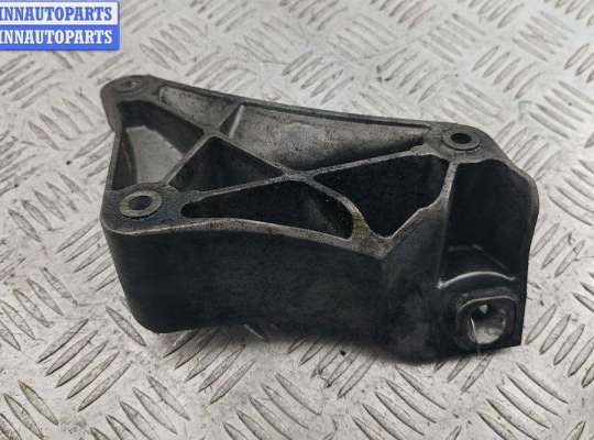 купить Кронштейн двигателя опорный на BMW 5 E39 (1995-2003)