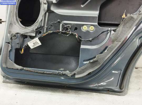 купить Дверь боковая задняя правая на Ford Mondeo III (2000-2007)