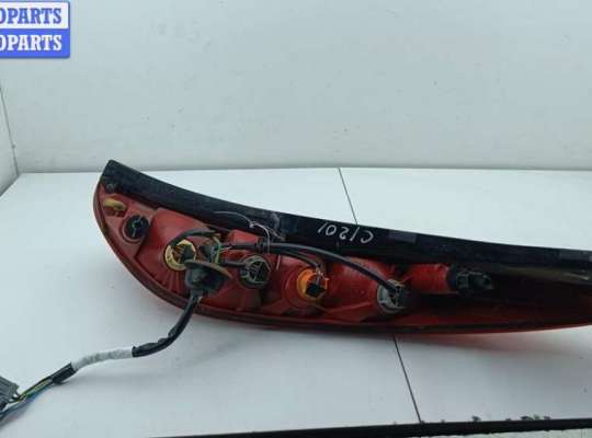 Фонарь задний на Ford Mondeo III