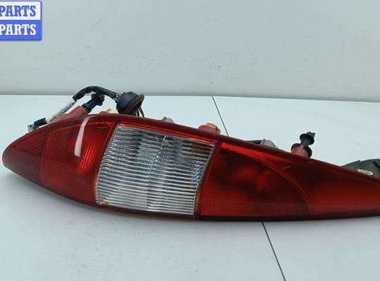 Фонарь задний левый FO2051189 на Ford Mondeo III (2000-2007)