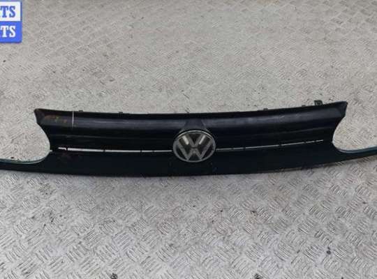 купить Решетка радиатора на Volkswagen Golf-3