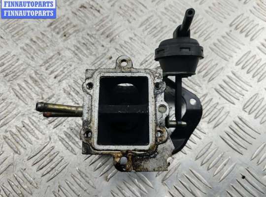 Заслонка дроссельная на Volkswagen Golf IV (1J)