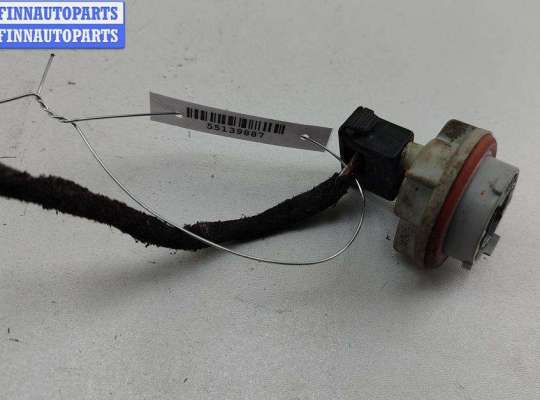 Патрон лампы указателя поворота MB1532829 на Mercedes E-Class W210 (1995-2002)