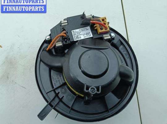 Мотор отопителя на Volkswagen Golf V (1K)