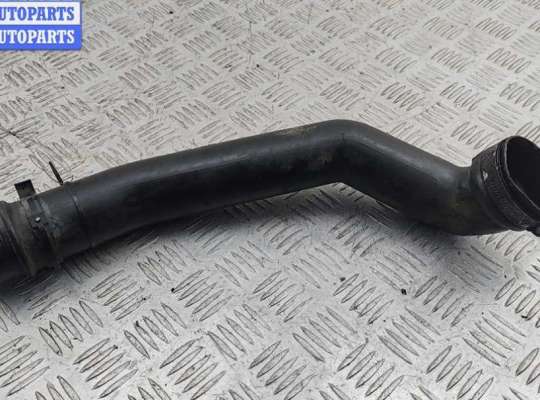 купить Патрубок интеркулера на Volvo S40 / V40 (1995-2004)