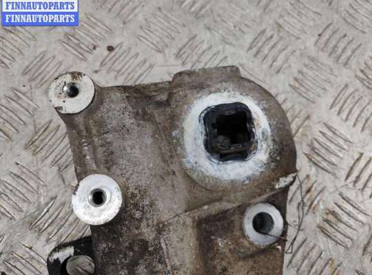 купить Балка подвески передняя (подмоторная) на Chrysler Voyager (1996-2000)