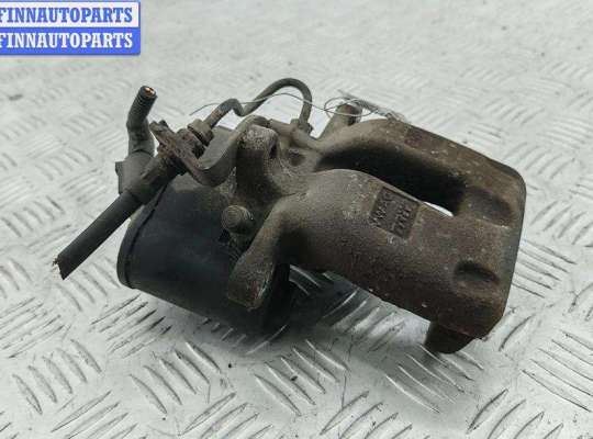 Суппорт задний правый VG2751713 на Volkswagen Passat B6