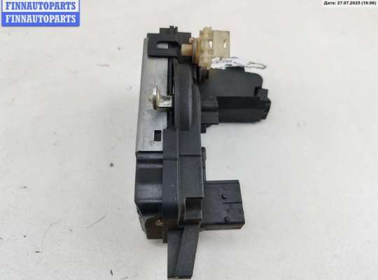 Замок боковой двери на Opel Zafira B