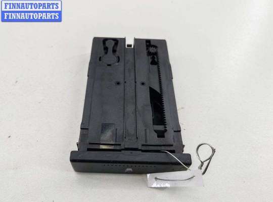Подстаканник VG2724443 на Volkswagen Sharan (2000-2010)