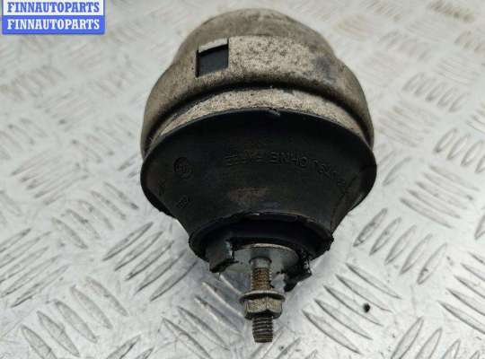 купить Подушка крепления двигателя на Volkswagen Passat B5