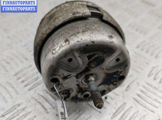 купить Подушка крепления двигателя на Volkswagen Passat B5