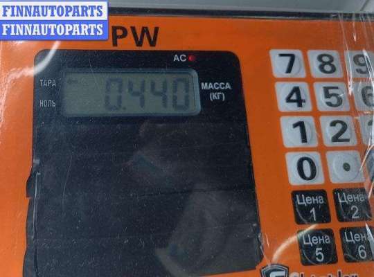 Поводок дворника на Peugeot 307