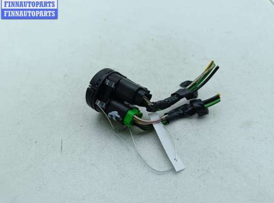 купить Кнопка стеклоподъемника переднего левого на Ford Tourneo Connect