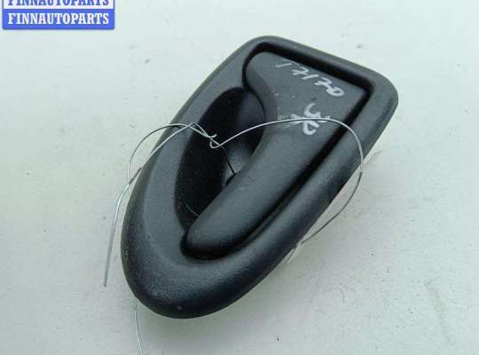 купить Ручка двери внутренняя задняя правая на Renault Megane I (1995-2003)