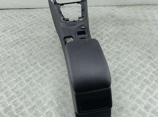 купить Подлокотник на Peugeot 308 T7 (2007-2013)