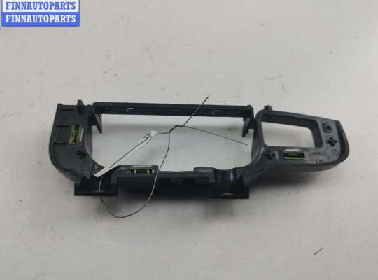 купить Ручка двери внутренняя задняя правая на Ford Galaxy (2000-2006)