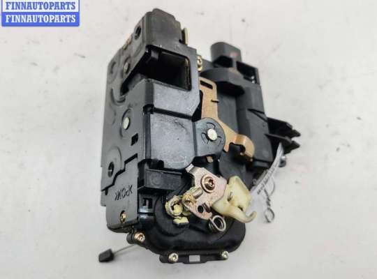 купить Замок двери передней правой на Volkswagen Passat B5