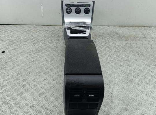 купить Подлокотник на Volkswagen Passat B6