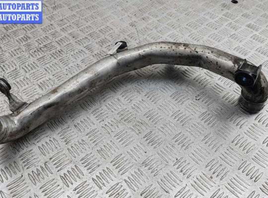 купить Патрубок интеркулера на Volkswagen Passat B6