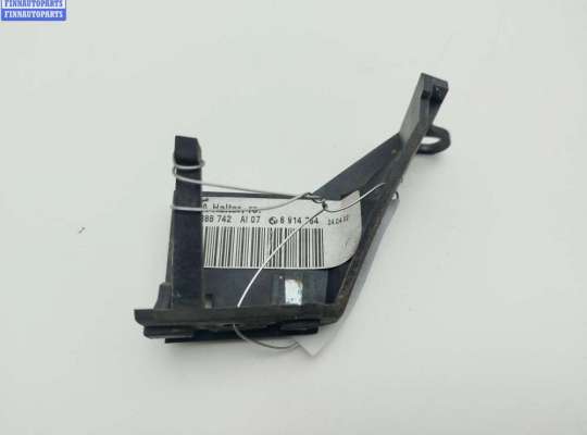 Кронштейн крепления крыла переднего правого BM3670409 на BMW 3 E46 (1998-2006)