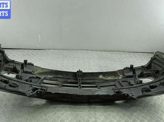 купить Бампер передний на Mercedes C-Class W203 (2000-2006)