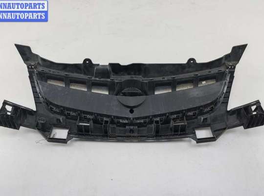 купить Решетка радиатора на Opel Vectra C (2002-2008)