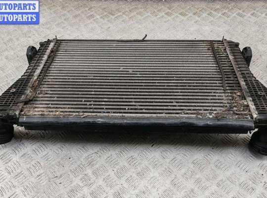 купить Радиатор интеркулера на Volkswagen Touran